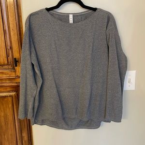 Lululemon Back in Action long sleeve
